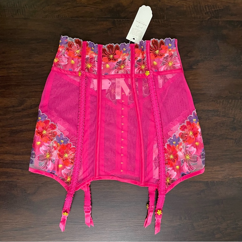 NWT For Love & Lemons Anemone Floral Garter Skirt